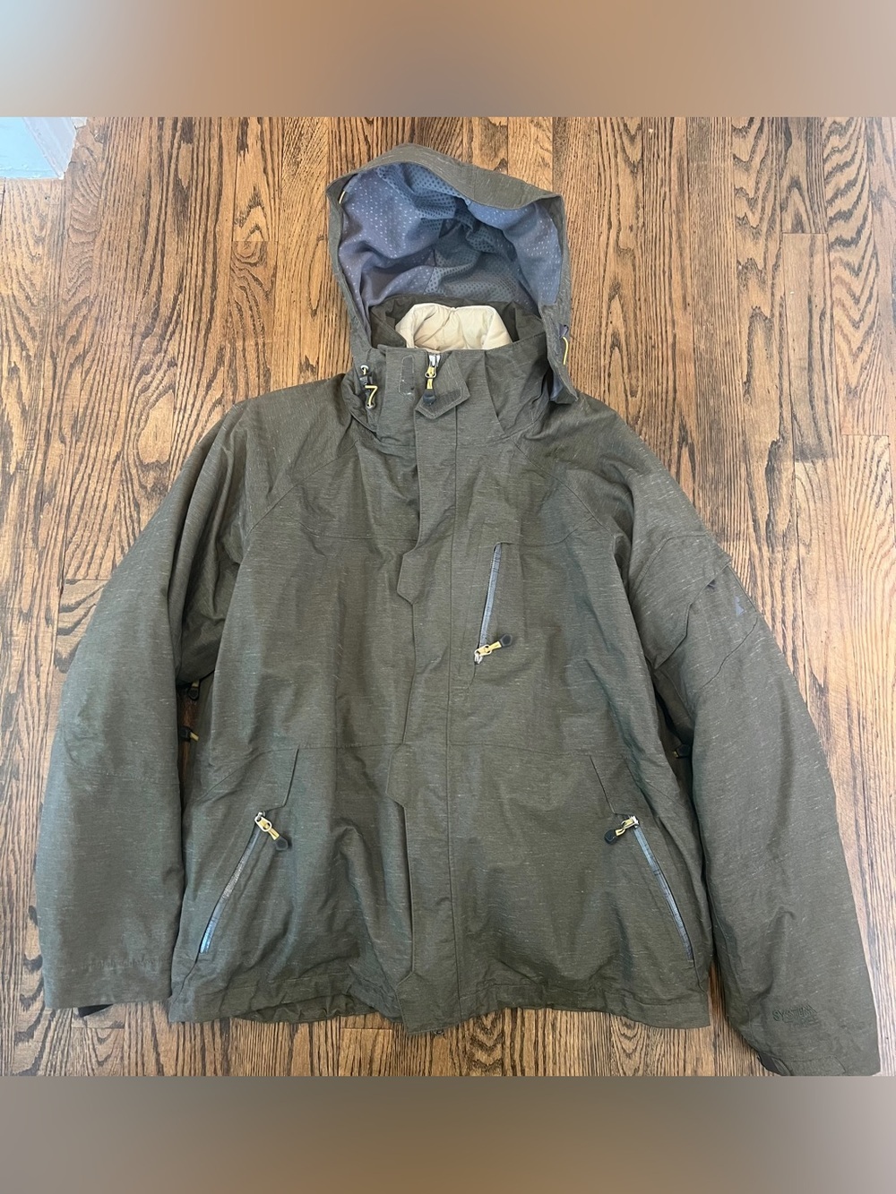 Eastern Mountain Sports Men's Hooded Performance Jacket in Olive Green